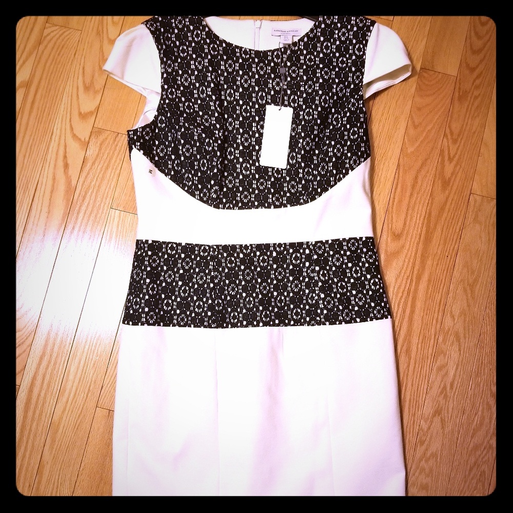 Katherine Barclay NWT Sz 6 White with Blue Dress